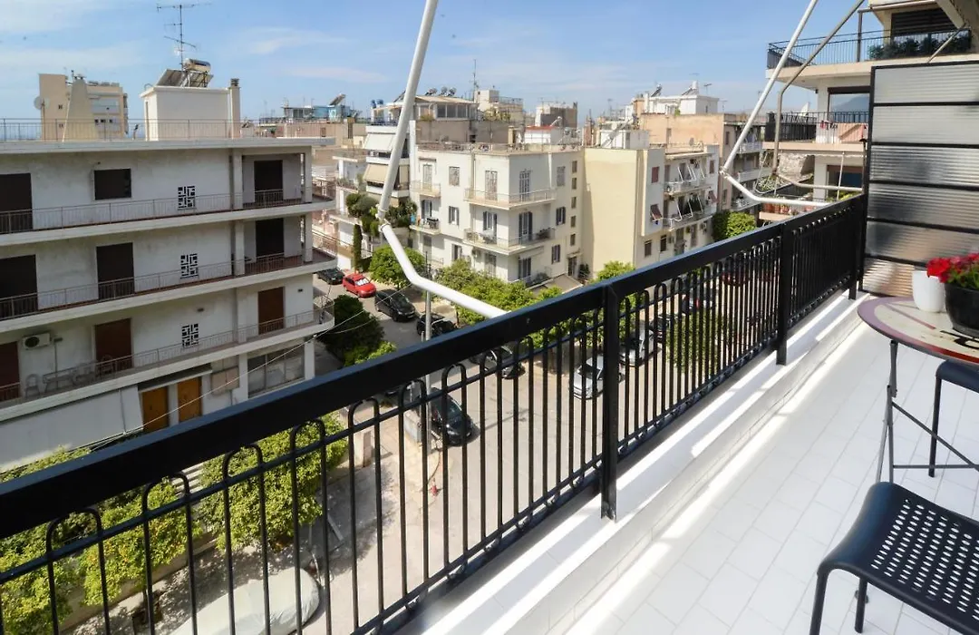 Φωτεινό κομψό&άνετο διαμέρισμα κοντά στο κέντρο!-1